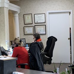 Southpark Dentistry - Professional front desk women