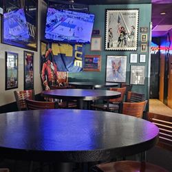 Mac's Tavern