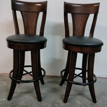 MCO Furniture - Furniture Reupholstery Near Me - Orlando, Florida MCO Furniture - Furniture Reupholstery Near Me - Orlando, Florida