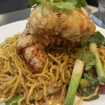 Saigon Brothers - Lobster garlic noodle - Vietnamese Near Me - Northridge, California Saigon Brothers - Lobster garlic noodle - Vietnamese Near Me - Northridge, California