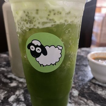 Borreguitas Bar Express - Spinach and Pineapple Lemonade! - Mexican Near Me - Pomona, California