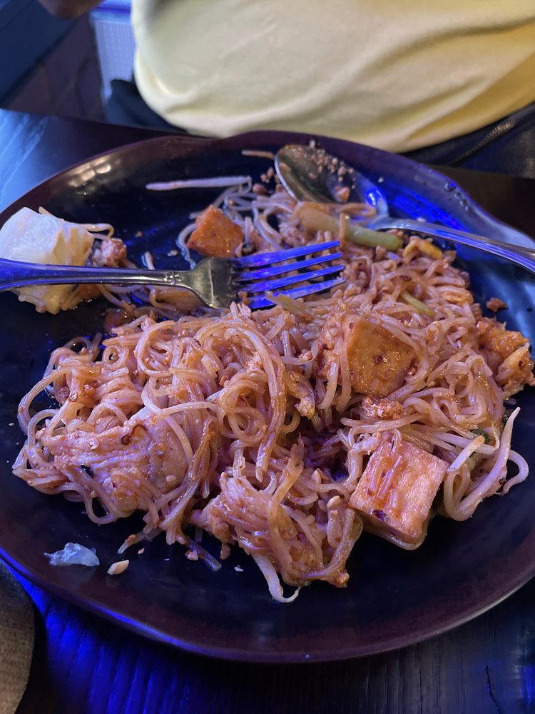 Bangkok @12 Thai Restaurant