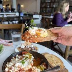 Cafe Weekend - Eggs and toast in shakshouka