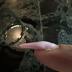 The nail that she did after mine was broken during the worst fill ever.