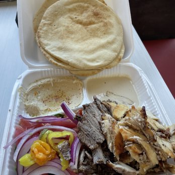 Zankou Chicken - Tarna & Shawerma Combo Plate - Mediterranean Near Me - Thousand Oaks, California Zankou Chicken - Tarna & Shawerma Combo Plate - Mediterranean Near Me - Thousand Oaks, California
