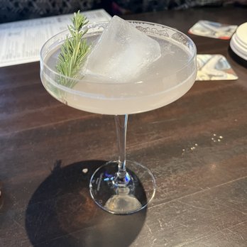 Yard House - Lavender Drop - New American Near Me - Indianapolis, Indiana Yard House - Lavender Drop - New American Near Me - Indianapolis, Indiana
