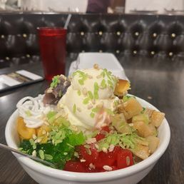Halo-halo
