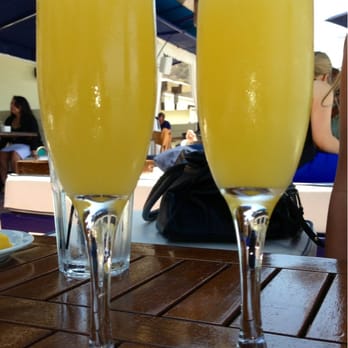 Moonshadows - Mimosa Sunday! - Seafood Near Me - Malibu, California