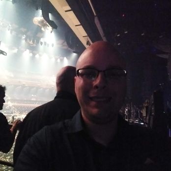 Dolby Live - Back stage seeing Steven Tyler.  So cool! - Performing Arts Near Me - Las Vegas, Nevada