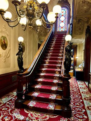 Victoria Mansion by null