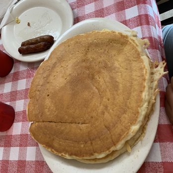 The Biscuit Barn - Short stack of fluffy and delicious pancakes - Breakfast & Brunch Near Me - Crystal River, Florida