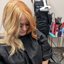 Kombi Hair