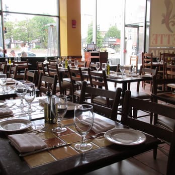 Sette Osteria - lot of empty tables at 6pm on a Saturday evening - Italian Near Me - Washington, DC, District of Columbia