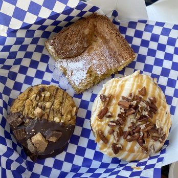 Blue Rooster Bake Shop & Eatery - Jumbo Cinnamon Roll, Peanut Butter cookies, lemon bar - Bakeries Near Me - Lawrenceville, Georgia Blue Rooster Bake Shop & Eatery - Jumbo Cinnamon Roll, Peanut Butter cookies, lemon bar - Bakeries Near Me - Lawrenceville, Georgia