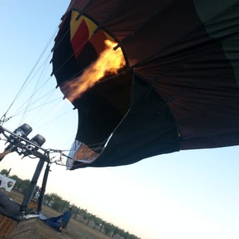 Grape Escape Balloon Adventures - Gettin' it up.. - Tours Near Me - Temecula, California