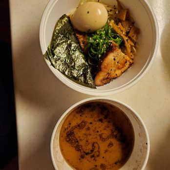 Noods Ramen Bar - Black Garlic Tonkotsu Ramen (spice on the side, levels 1-5) - Ramen Near Me - Honolulu, Hawaii Noods Ramen Bar - Black Garlic Tonkotsu Ramen (spice on the side, levels 1-5) - Ramen Near Me - Honolulu, Hawaii