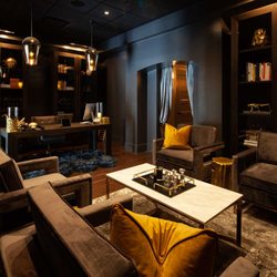 Calme - Calmë New Canaan's entry lounge.