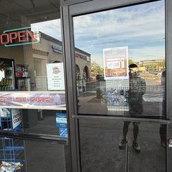 One Stop Nutrition - 1010am on a Sunday and a line of us leaving and lost business. They can't open on time.