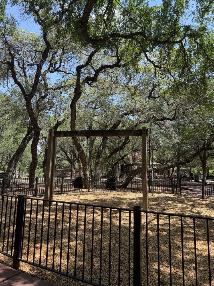 Landa Branch Library Playground Image