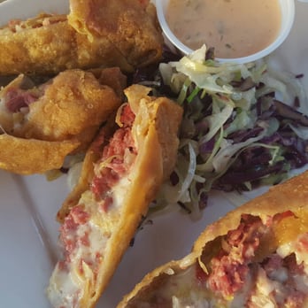The Harp - Rueben rolls - Irish Near Me - Cleveland, Ohio
