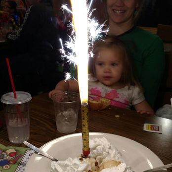 Famous Dave's Bar-B-Que - Quite the Birthday Sundae! - Comfort Food Near Me - St. Paul, Minnesota Famous Dave's Bar-B-Que - Quite the Birthday Sundae! - Comfort Food Near Me - St. Paul, Minnesota