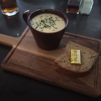 McKays Hotel Bar & Restaurant - Cullen skink - British Near Me - Pitlochry, ABE
