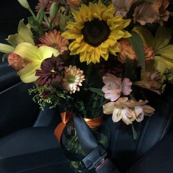 Conroy's Flowers - Fall Bouquet - Florists Near Me - Redondo Beach, California Conroy's Flowers - Fall Bouquet - Florists Near Me - Redondo Beach, California