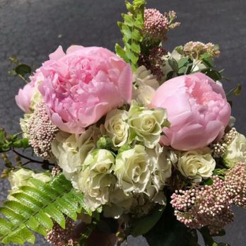 Flowers By Emelia - Bride's bouquet - Florists Near Me - Sycamore, Illinois