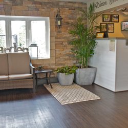 Hewlynn Home & Garden Center