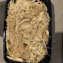 China Wong - Chicken Chow Mai Fun