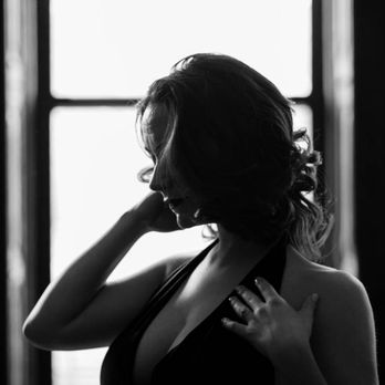 Brooklyn Boudoir - Session Photography Near Me Brooklyn Boudoir - Session Photography Near Me
