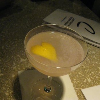 Clive's Classic Lounge - Lounges Near Me - Victoria, British Columbia