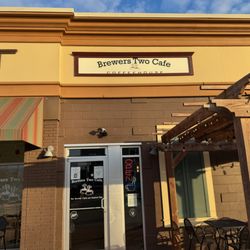 Brewer's Two Cafe - Exterior entrance