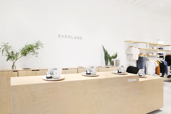 Everlane by null