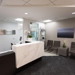 Allan C Jones, DDS - Waiting room