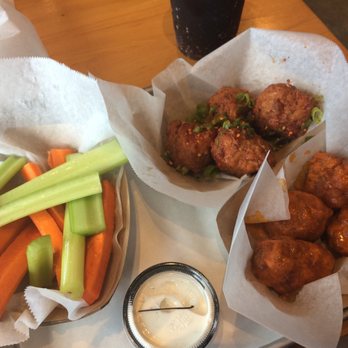 Fire Wings - Howe - 8 pc boneless combo half Saigon half original buffalo - Chicken Wings Near Me - Sacramento, California