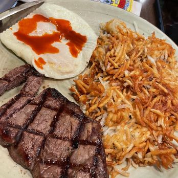 Café Central - New York Steak and Eggs - American Near Me - Reno, Nevada