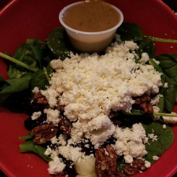 Mellow Mushroom Mount Pleasant - Enlightened spinach salad - Pizza Near Me - Mount Pleasant, South Carolina