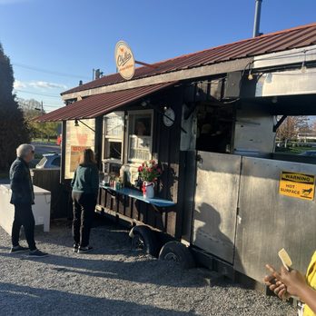 Chellas Arepa Kitchen - Order area - Venezuelan Near Me - Lancaster, Pennsylvania