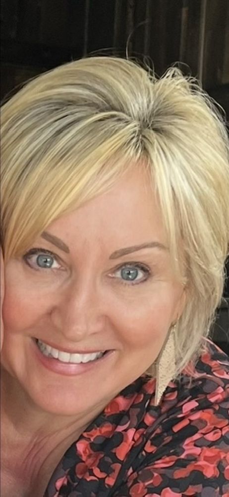 Serenity By Laura Miller Logo