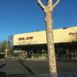 Cool Cuts - Front of the store