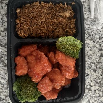 Fire Stone Chinese Cuisine - (L) General Tso's Chicken - Szechuan Near Me - Kennesaw, Georgia Fire Stone Chinese Cuisine - (L) General Tso's Chicken - Szechuan Near Me - Kennesaw, Georgia