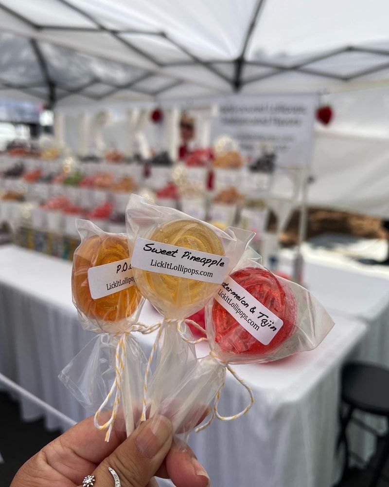 Lick It Lollipops Logo