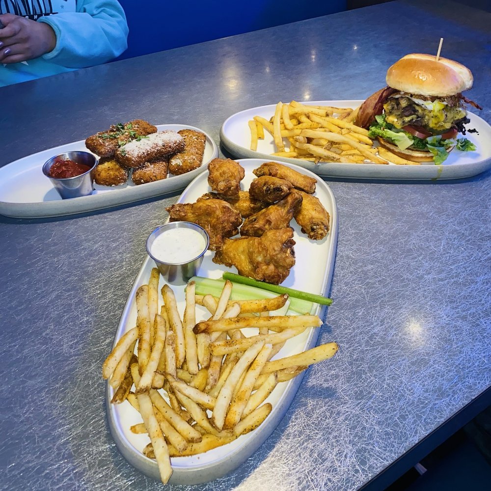 Dave & Buster's Las Vegas - Summerlin - Sports Bars Near Me - Las Vegas, Nevada