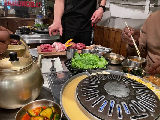 Daldongnae Korean BBQ - MTL Bishop by null