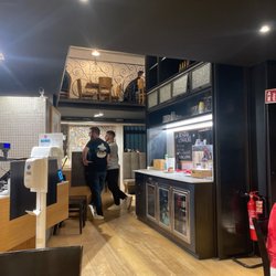 Da Zero - Inside, there are two floors