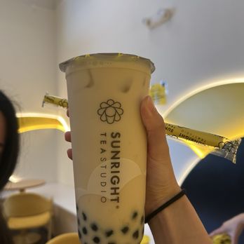Sunright Tea Studio  - Jasmine Milk Tea - Bubble Tea Near Me - Las Vegas, Nevada
