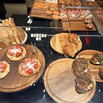 Starbucks Reserve Roastery - Coffee Roasteries Near Me - New York, New York