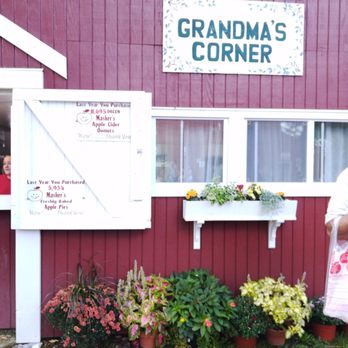 Masker Orchards - Where to buy your Apple cider donuts - Fruits & Veggies Near Me - Warwick, New York