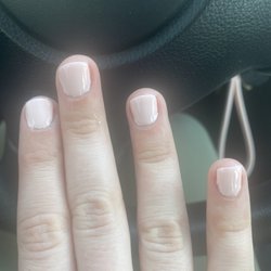 DT Nails